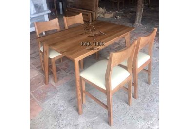 Bộ bàn ăn gỗ sồi 4 ghế mặt nệm